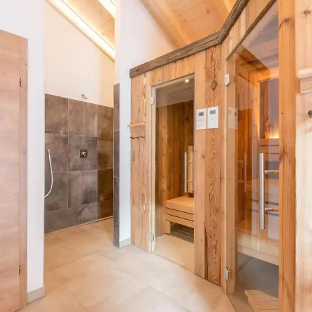 Golden Lodges With Ski Storage