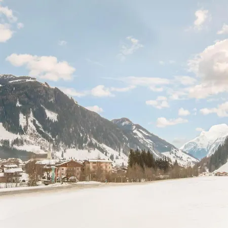 Golden Lodges With Ski Storage Rauris