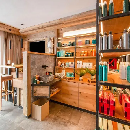 Golden Lodges With Ski Storage Rauris